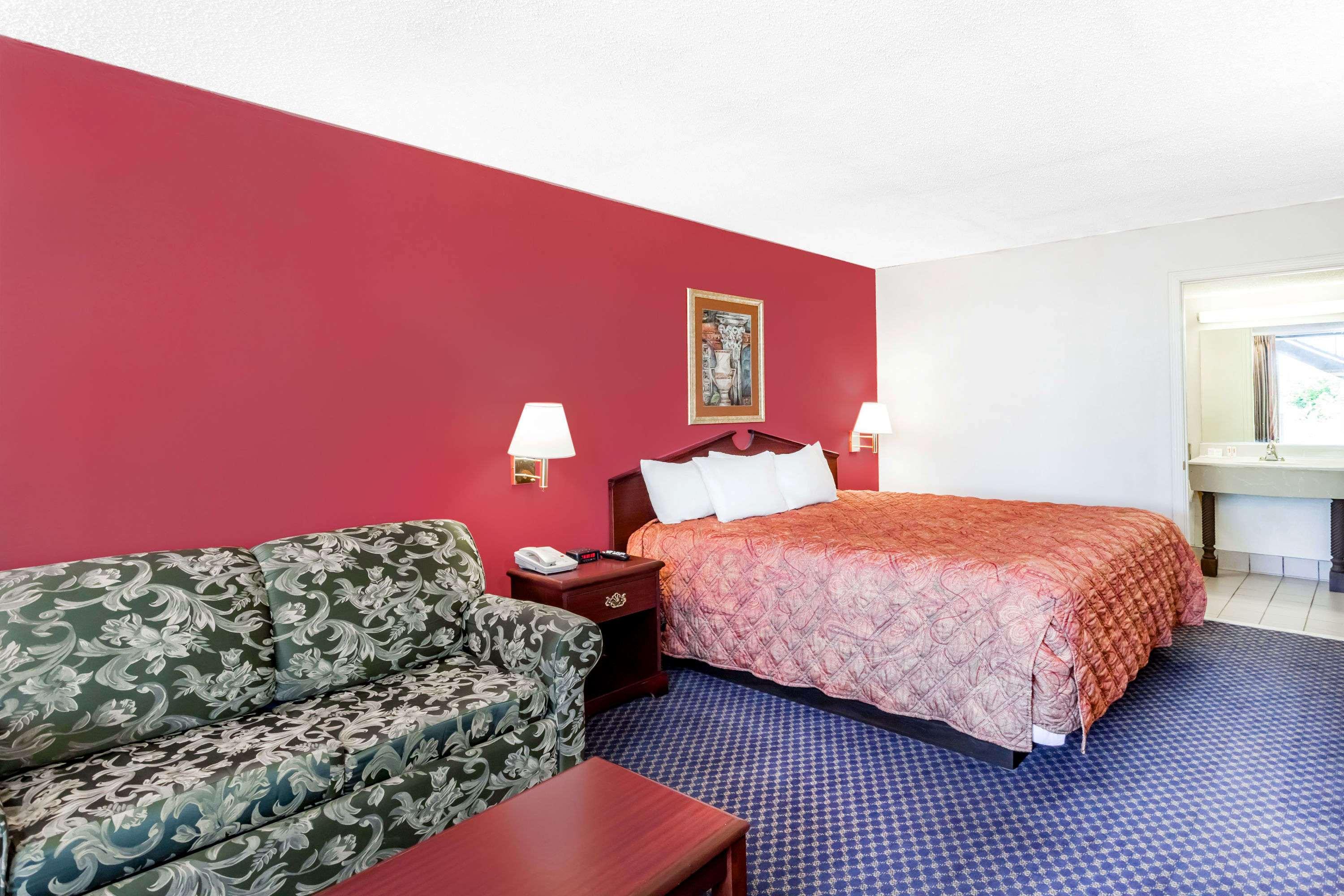Days Inn By Wyndham Martin Dış mekan fotoğraf